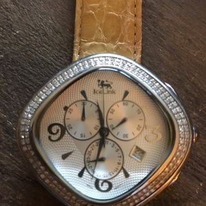 ICELINK SWISS movement 
PEGUSUS No 1109